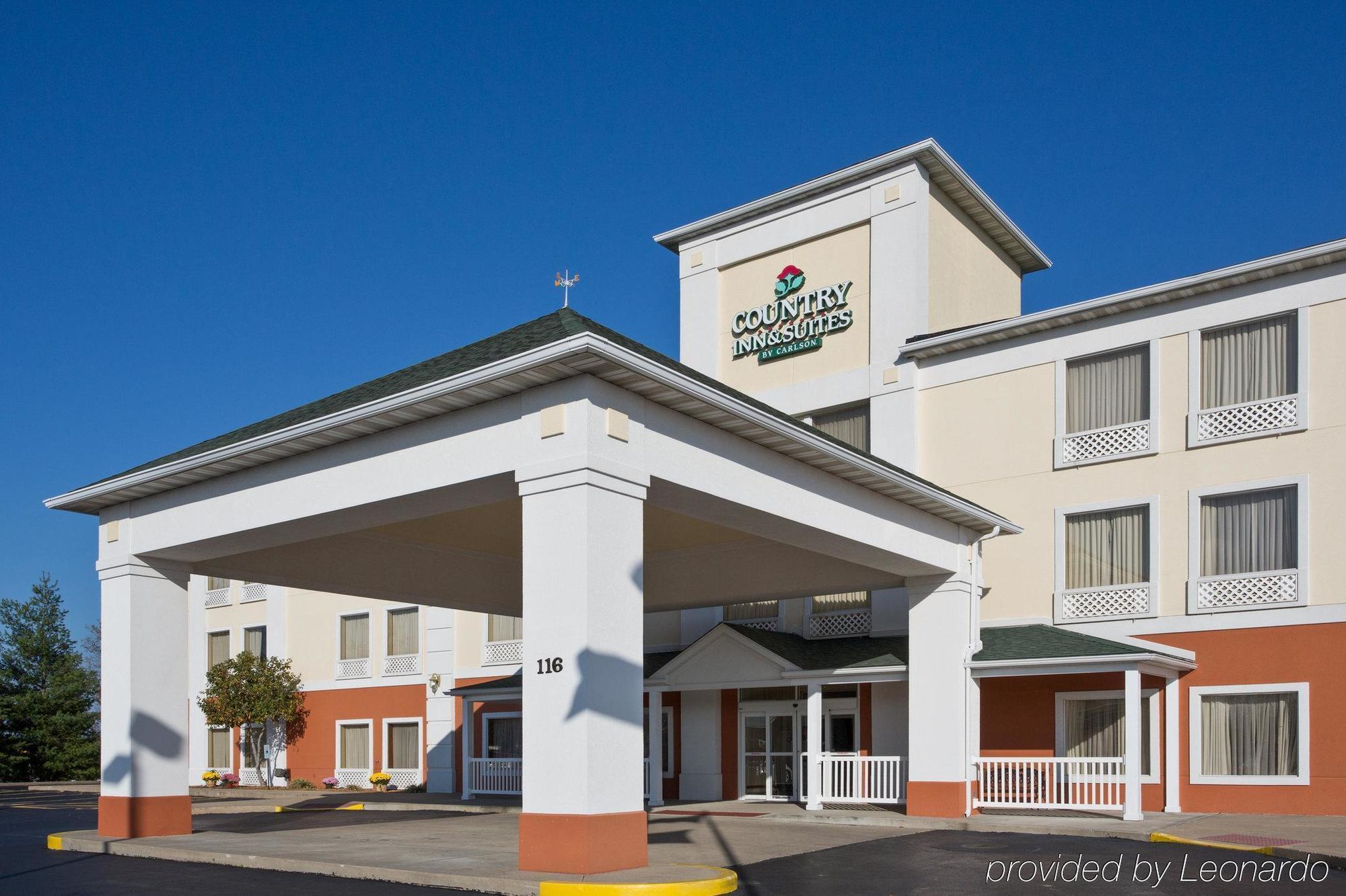 Rodeway Inn & Suites О'Фаллон Экстерьер фото
